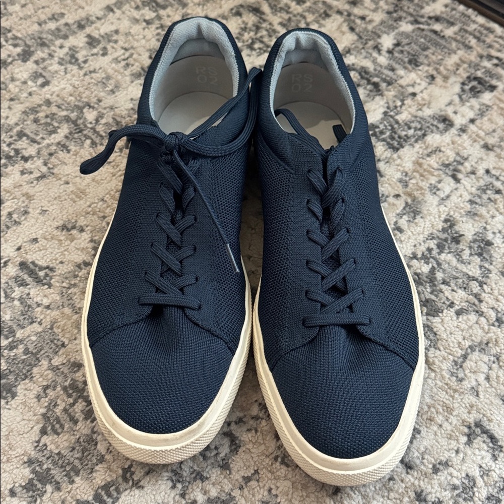 Rothy’s RS02 men’s size 13, Navy